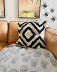 Life Cycle Throw