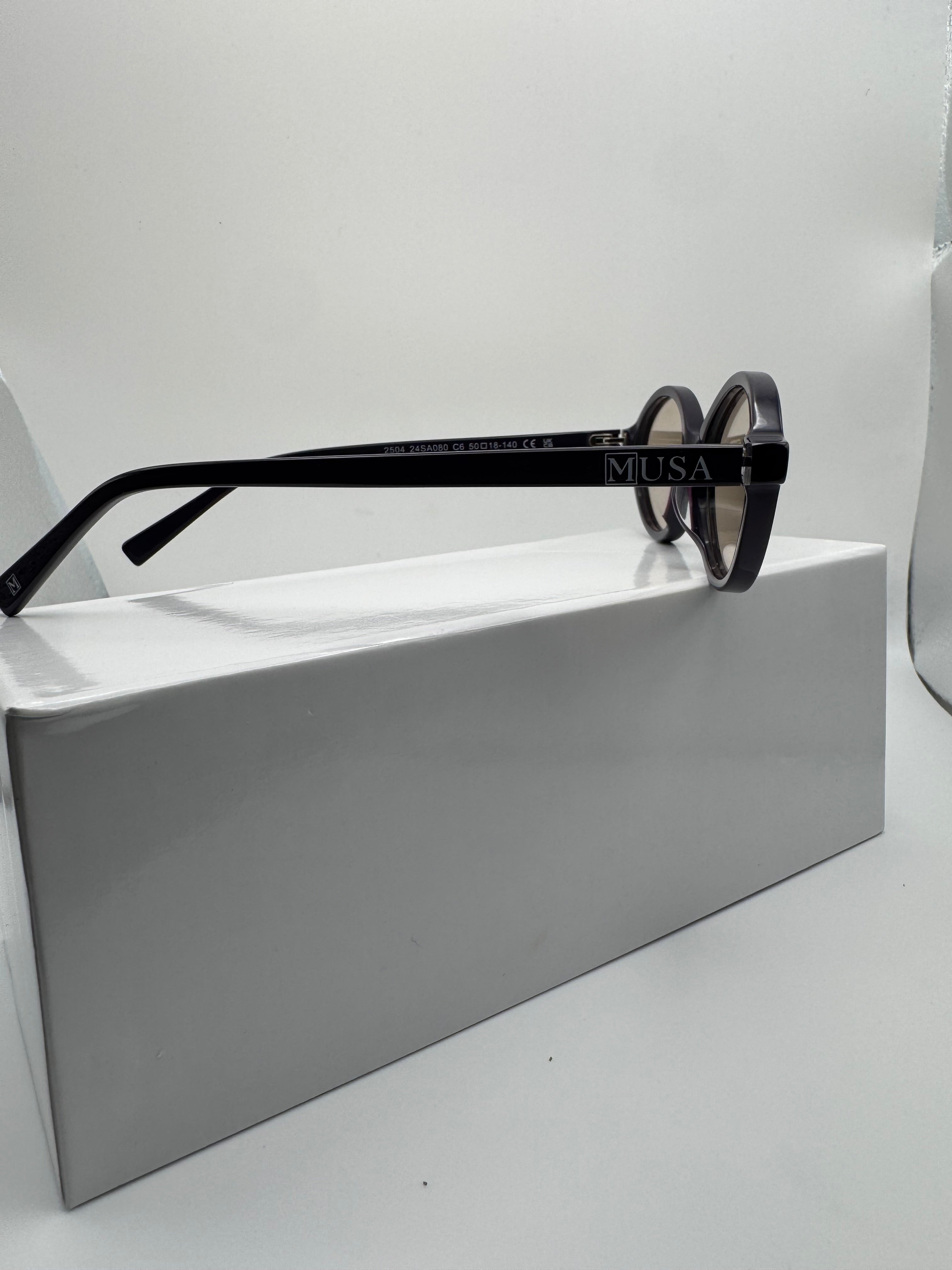 Hargeisa Oval Black Sunglasses
