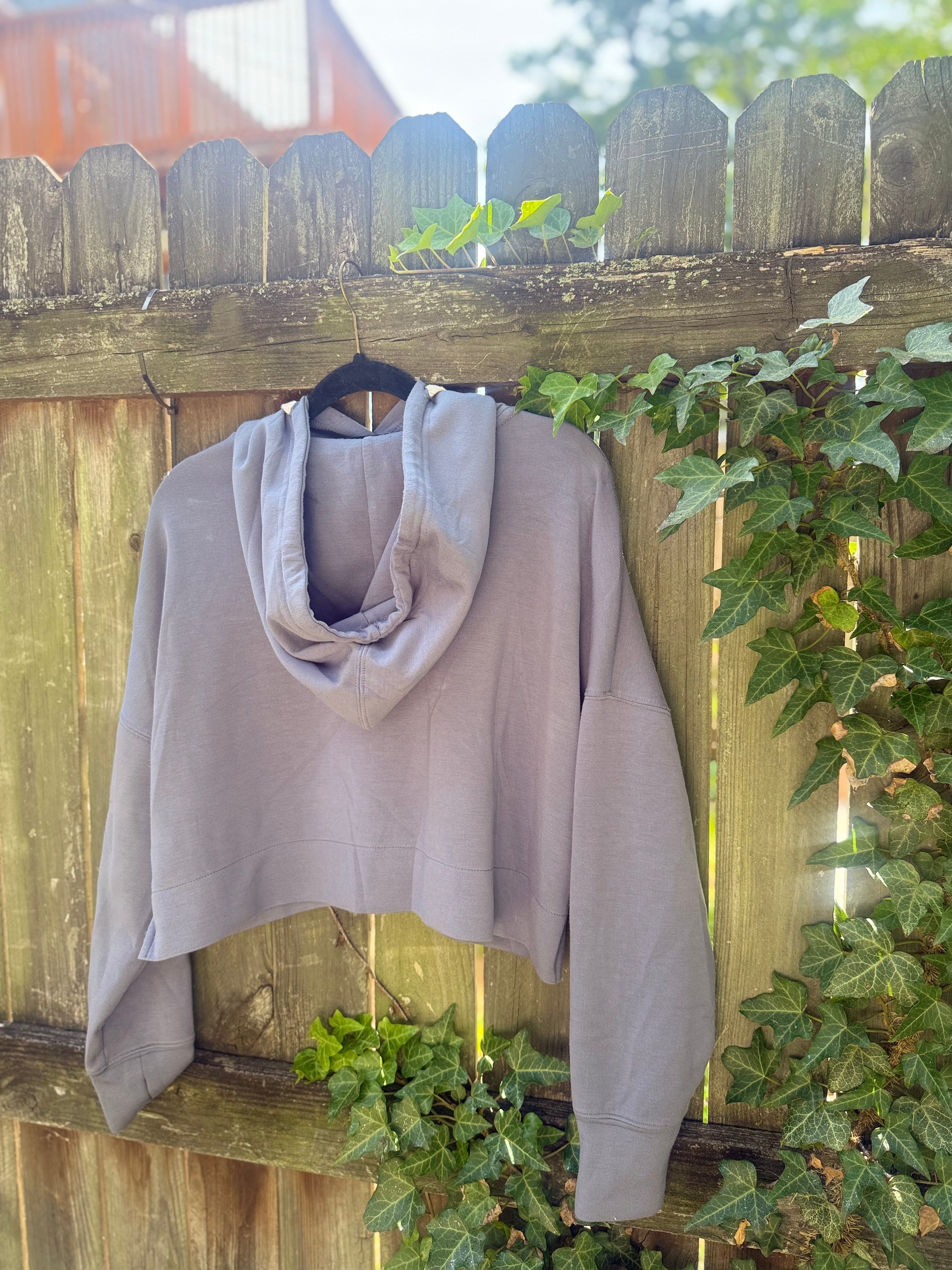 Cropped Hoodie/Sweatshirt