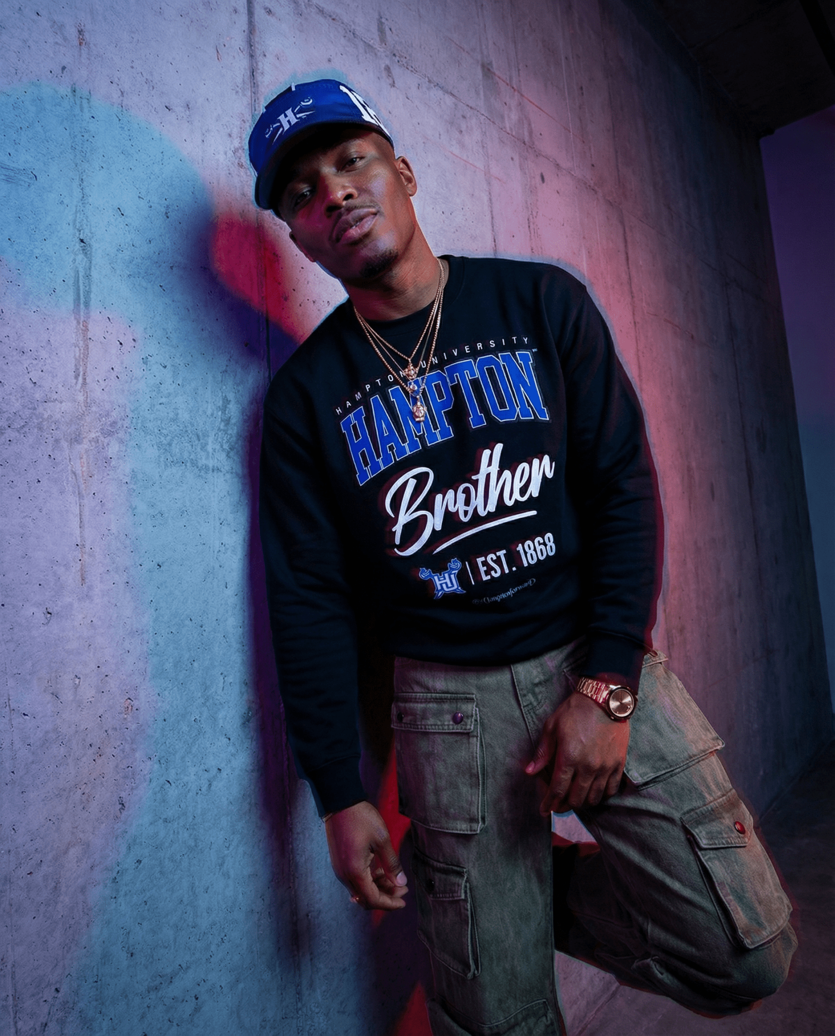 Hampton University (HU) - The Family - Sweatshirt