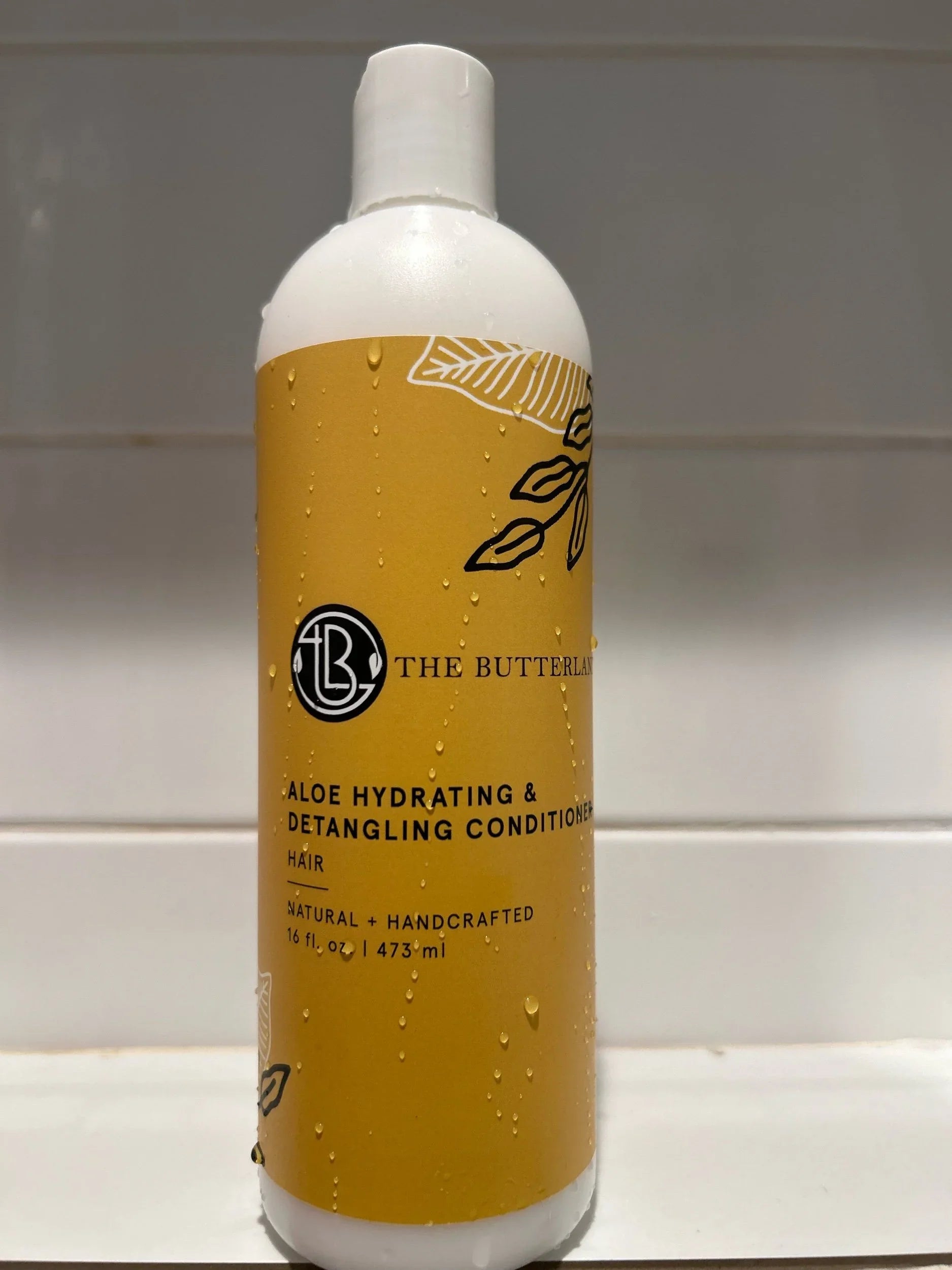 Aloe Hydrating &amp; Detangling Conditioner/ Leave -in 16 Oz